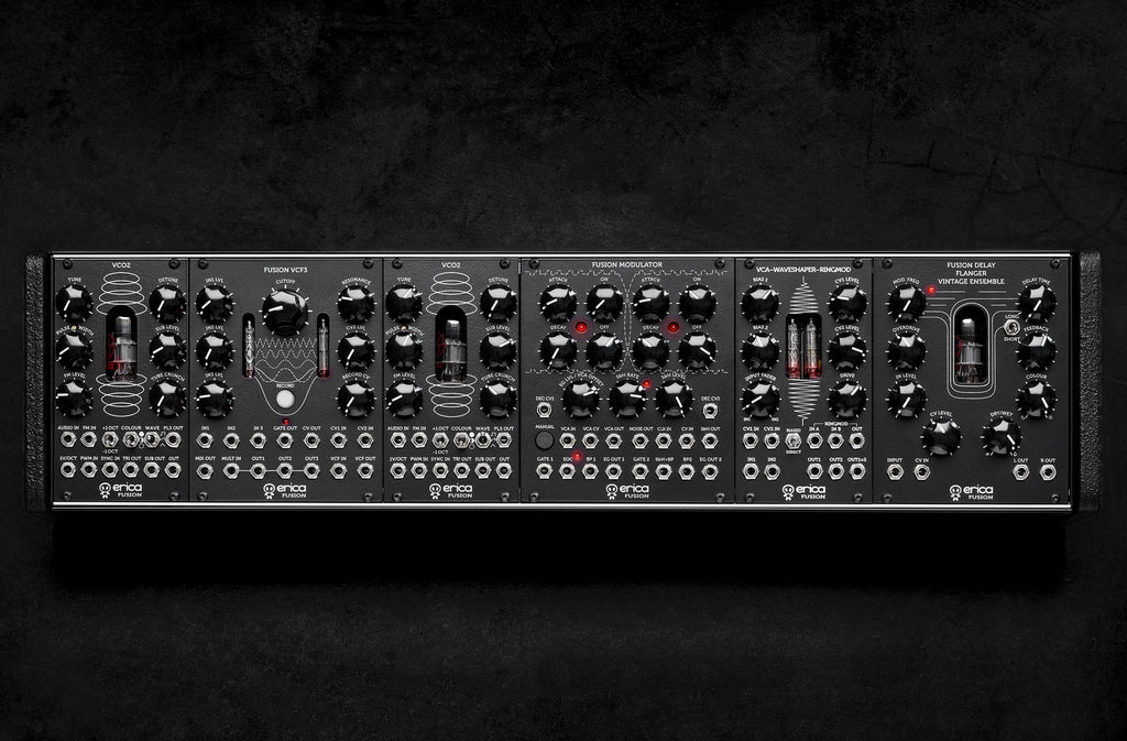 Erica Synths ModulatorTwomainoutputs